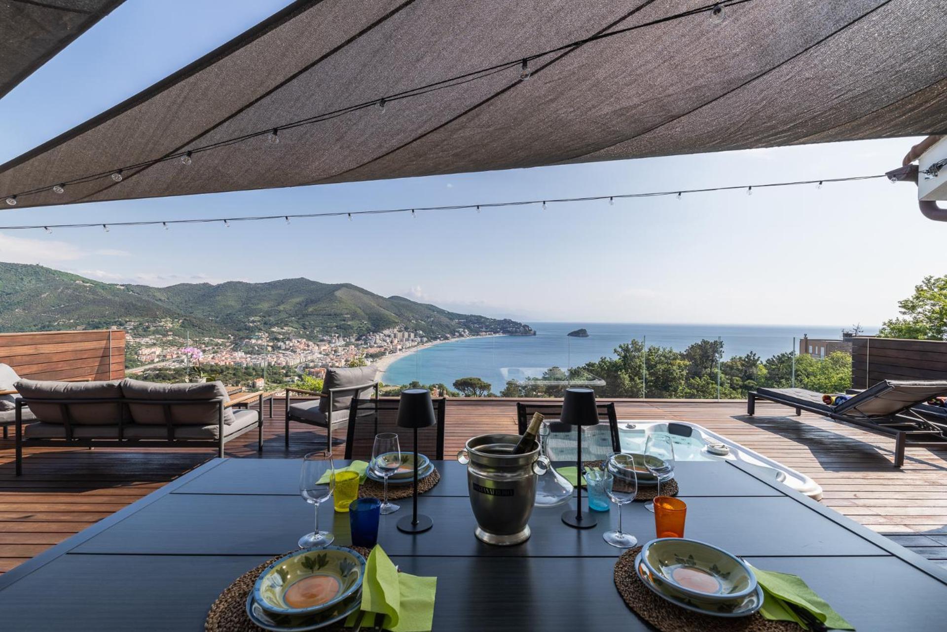 Spettacolare Vista Isola Terrazza E Idromassaggio Villa Noli Eksteriør billede
